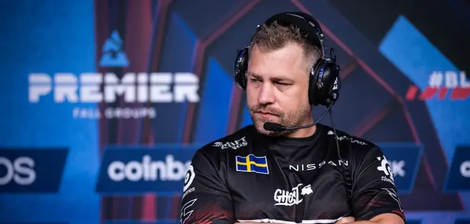 RobbaN завершил тренерскую карьеру и покинул FaZe