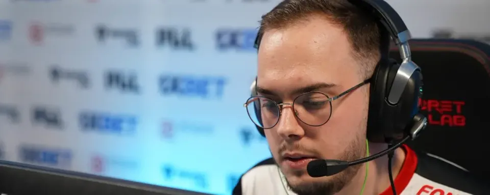 Pourquoi MOUZ continue de s'effondrer en playoffs ?