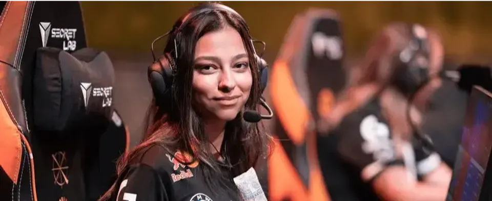 Mary leaves G2's female roster and ends her career