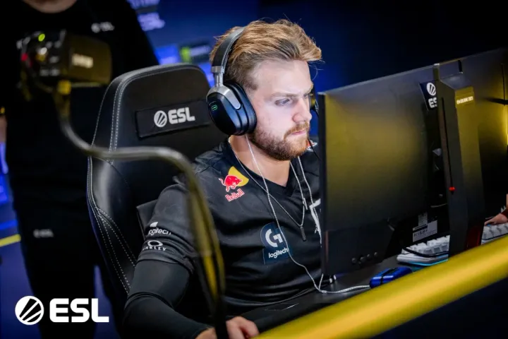 NiKo, ZywOo and dev1ce leading the top-10 CS:GO players in August 2023